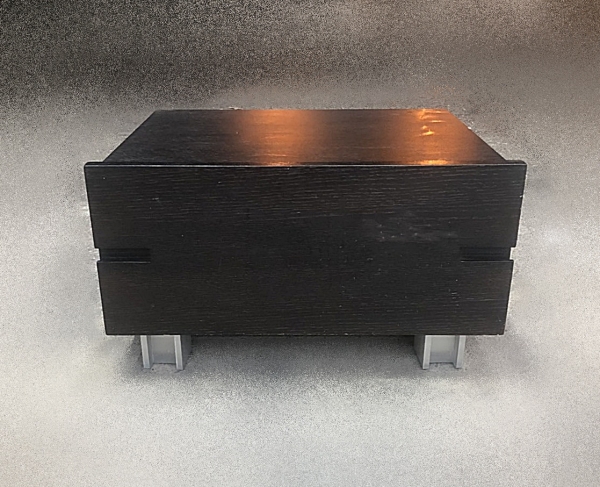台北二手家具買賣 推薦 泰山宏品中古傢俱館* B31607*黑色床邊櫃 * 二手中古 床頭櫃 床頭箱 床邊櫃 床箱 矮櫃