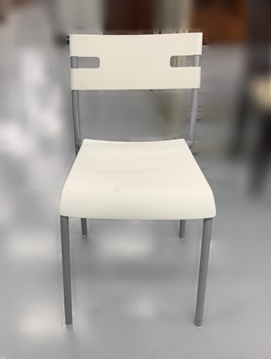 【台北二手家具】全新 中古家具 家電買賣推薦 F80718*IKEA白色餐椅* 泰山宏品二手各式家具 家電 營業設備
