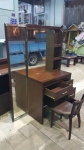 樂居二手家具 B110305CIJJ 胡桃色梳妝台 化妝台 化妝桌 化妝鏡 臥室家具拍賣 床墊 衣櫃全新中古傢俱家電賣場
