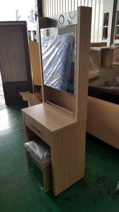 樂居二手家具 全新中古傢俱賣場 OH712CJE全新梧桐時尚化妝鏡台 化妝桌 梳妝檯 穿衣鏡 臥室傢俱拍賣床組 床墊