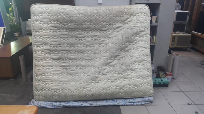 樂居二手家具 家電 全新中古傢俱賣場 B1107BJE 雙人獨立筒床墊*5尺獨立筒床墊 五尺床墊 彈簧床 套房家具拍賣
