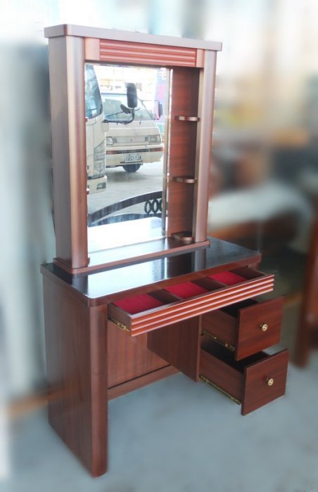 【樂居二手家具館】(中)中古B11122*湖桃色化妝鏡台 梳妝鏡台 客廳家具 庫存臥室傢俱拍賣床組 床箱 床底 床板