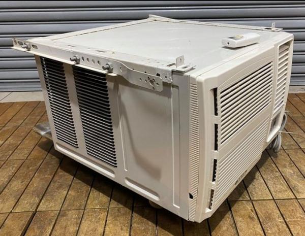 樂居二手家具 便宜2手傢俱拍賣 AC0707GJJ 禾聯窗型1.3頓冷氣 220V* 二手冷氣 二手冰箱 二手洗衣機