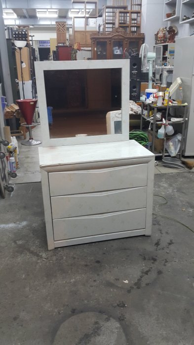 樂居二手傢俱 全新中古家具賣場*B0623HJJ2*白色化妝台 梳妝台 鏡台 臥室家具買賣 衣櫃 床架 床組 床頭櫃