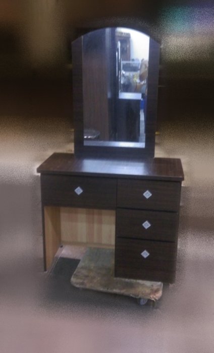 樂居二手家具 B0821AHJ 胡桃四抽化妝台 梳妝台 化妝鏡 化妝台 套房家具 床墊 床箱 床架【全新中古傢俱家電】