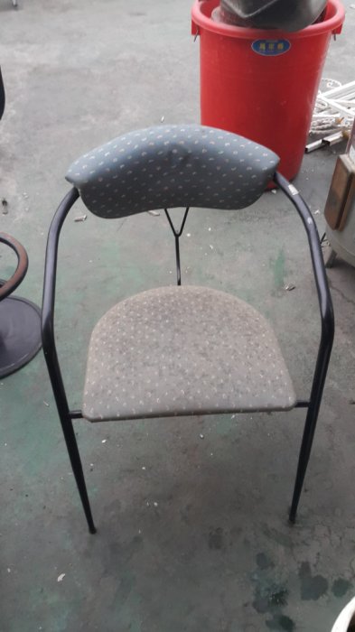 樂居二手家具 全新中古傢俱賣場 F0515AJJE 造型鐵腳單人椅*洽談椅 餐椅 電腦椅 書桌椅 二手家具買賣/