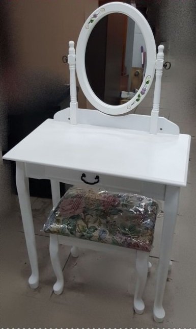 二手家具 台中 樂居全新中古傢俱買賣 EA1221AJI*全新白色艾克斯化妝桌 鏡台 梳妝檯*零碼家具床組 衣櫃 床墊